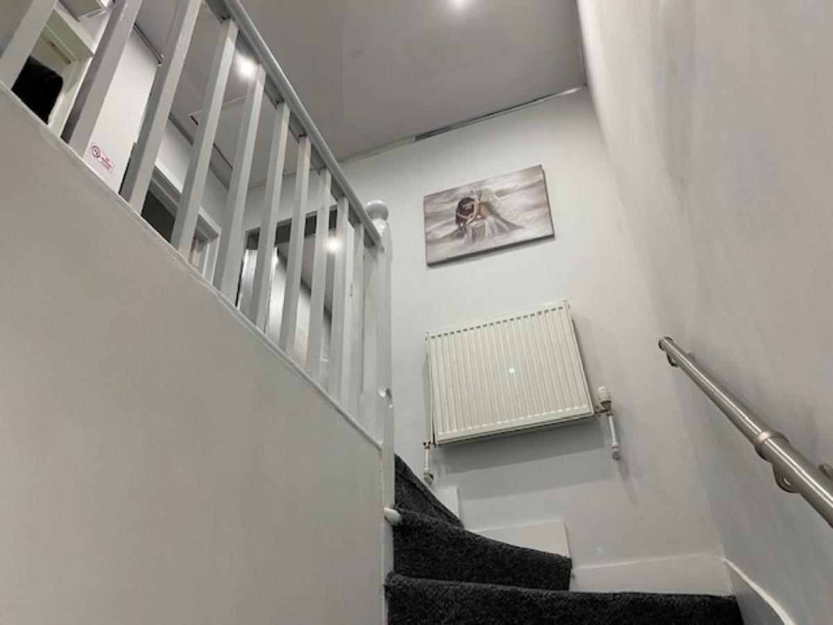 Denny Street Apartment อินเวอร์เนส ภายนอก รูปภาพ